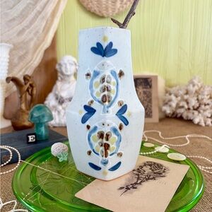 Vintage Speckled Pottery Vase 🩵 Unique Home Decor / Gift / Nature / Ceramic